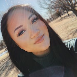 Meet your Posher, Daphne